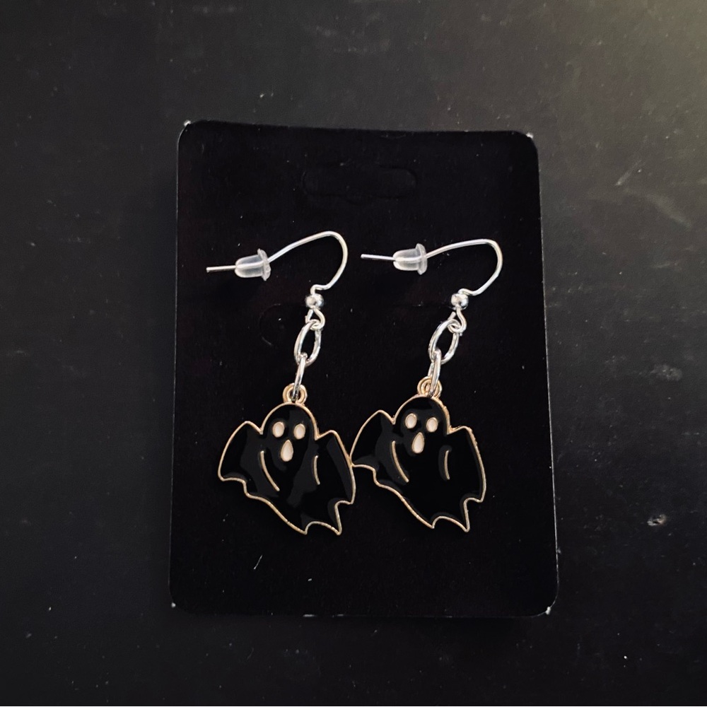 Ghastly Ghost Earrings.